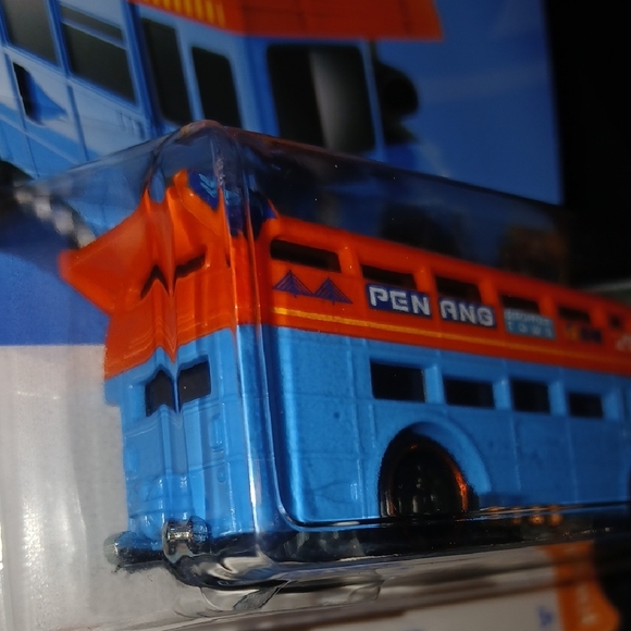 Trouble Decker Hot Wheels Bus - Blue and Orange - Picture 4 of 6